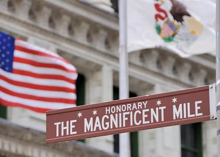 The Collection Magnificent Mile 4*
