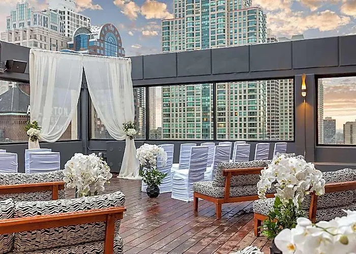Hotel The Collection Magnificent Mile Chicago