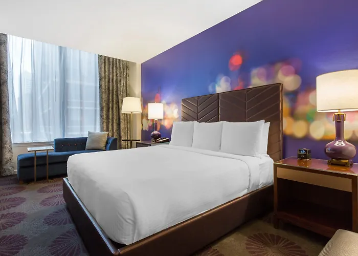 The Collection Magnificent Mile Hotel 4*
