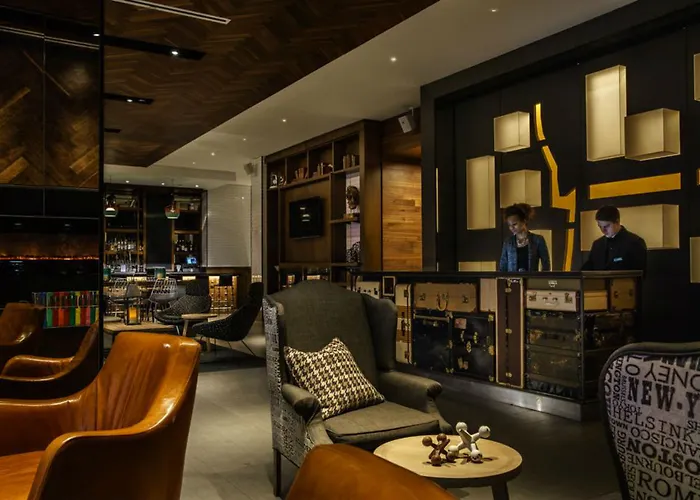The Collection Magnificent Mile 4*